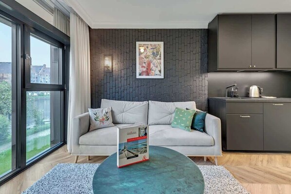 Fernseher, Arbeitsbereiche