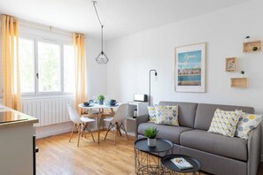 Apartment | Living area
