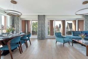 Dining - Rajska 8 | Gdańsk | Spacious Apartment | Air Conditioning (Gdańsk)