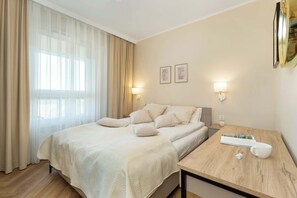 1 chambre, fer et planche à repasser, lit parapluie, Wi-Fi