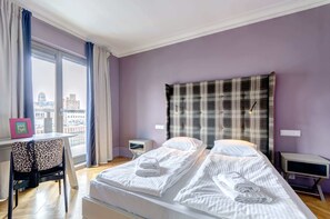 1 bedroom, iron/ironing board, travel crib, WiFi