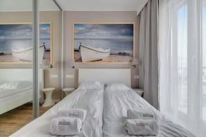 1 bedroom, iron/ironing board, travel cot, WiFi