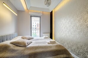 2 bedrooms, iron/ironing board, travel crib, WiFi