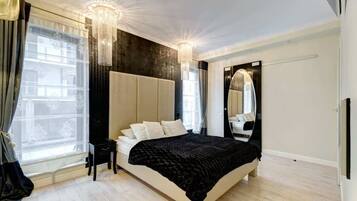 3 Schlafzimmer, Schreibtisch, Bügeleisen/Bügelbrett, Reisekinderbett