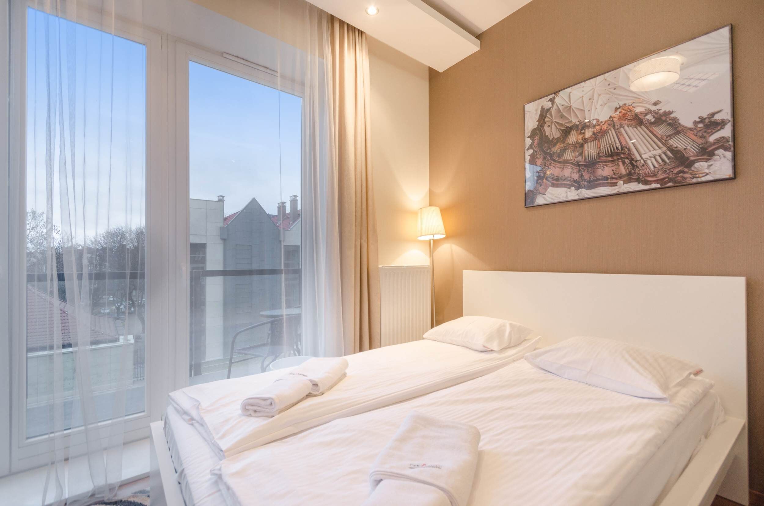 Bügeleisen/Bügelbrett, Reisekinderbett, WLAN, Bettwäsche