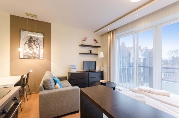 TV, offices