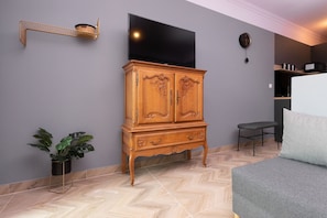 TV