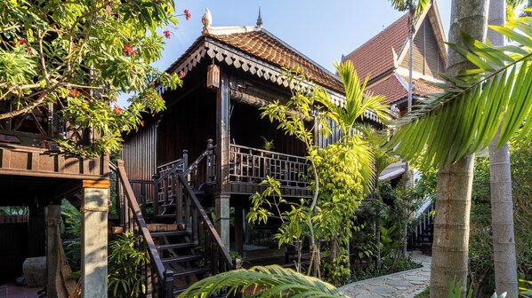 Maison Deluxe