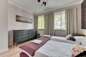 2 Schlafzimmer, Bügeleisen/Bügelbrett, WLAN, Bettwäsche