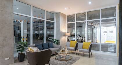 Kalani by J&J ( Symfoni Nichols | Near Fuenti | Wifi )