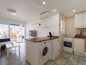 Private kitchen - Apartment in San Agustin Near the Beach (San Bartolomé de Tirajana)