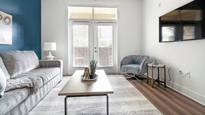 Smart TV - Landing | Beautiful 1BD, Gym, Rooftop Lounge (Cary)