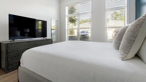 1 chambre, bureau, fer et planche à repasser, Wi-Fi