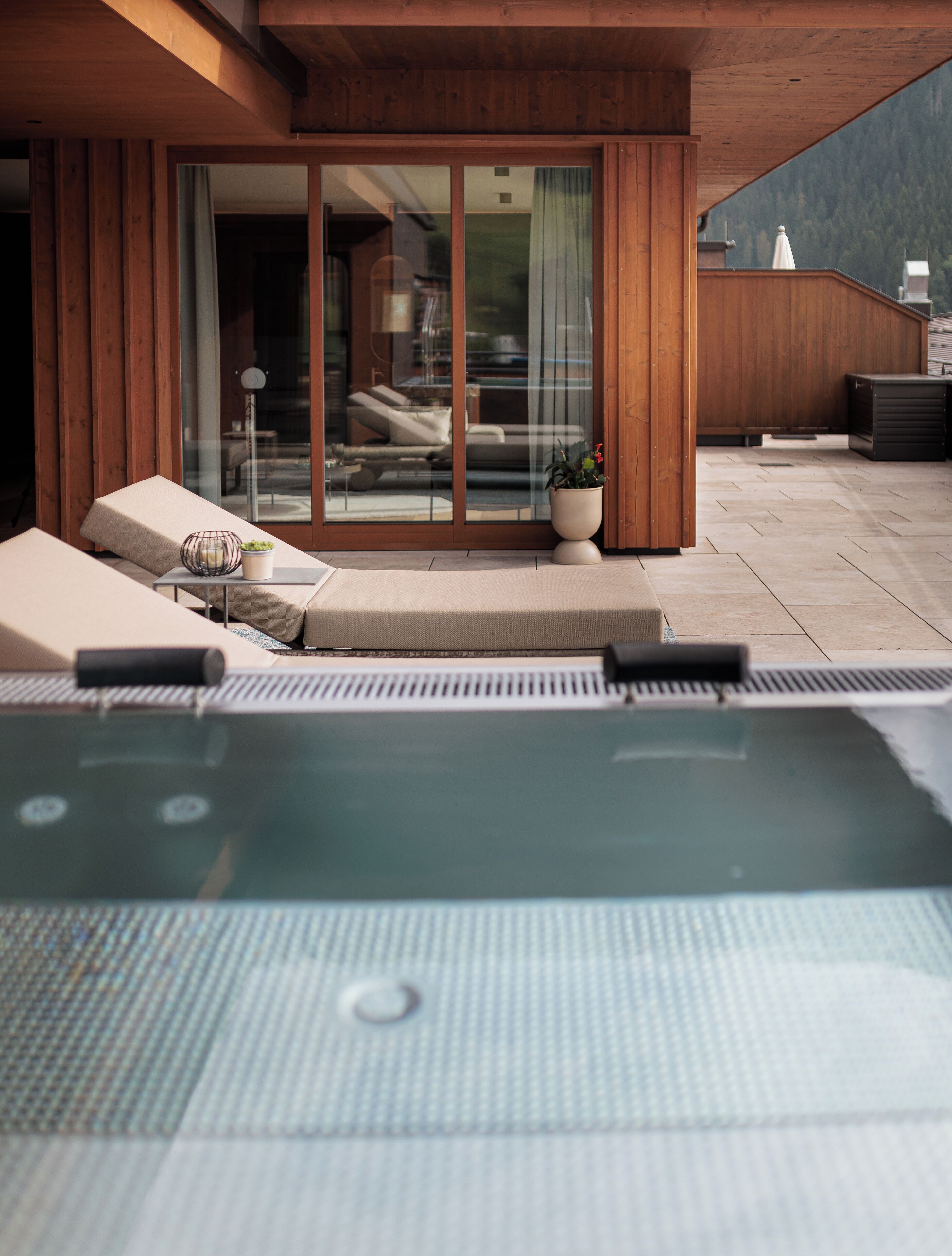 Deluxe Room, 1 Double Bed with Sofa bed | Premium bedding, down comforters, minibar, in-room safe