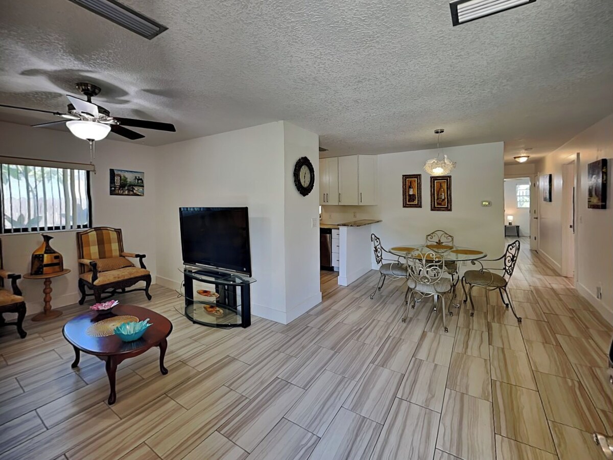Photo 16 of Summer Breeze | Pet-Friendly, Game Room, Fenced Yard - Near the Beach + Downtown