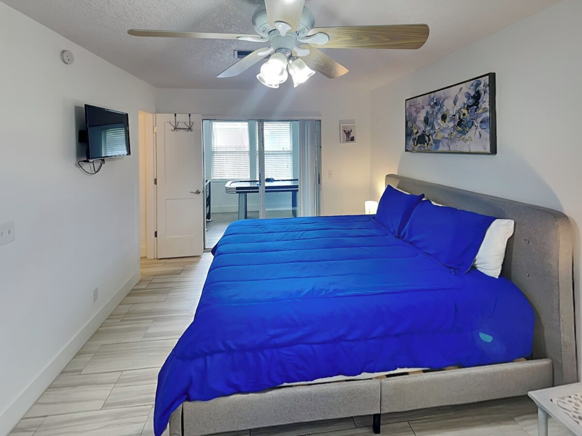 Photo 20 of Summer Breeze | Pet-Friendly, Game Room, Fenced Yard - Near the Beach + Downtown