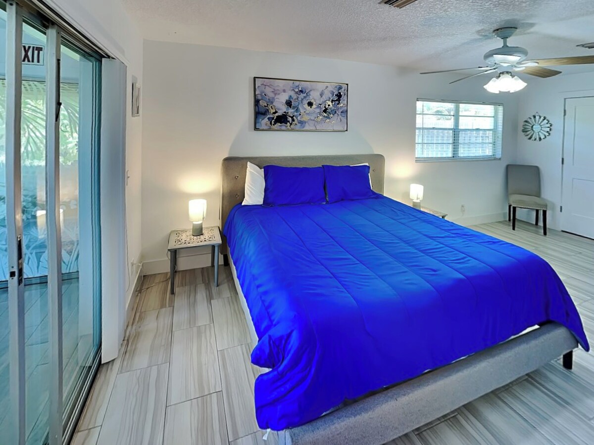 Photo 21 of Summer Breeze | Pet-Friendly, Game Room, Fenced Yard - Near the Beach + Downtown