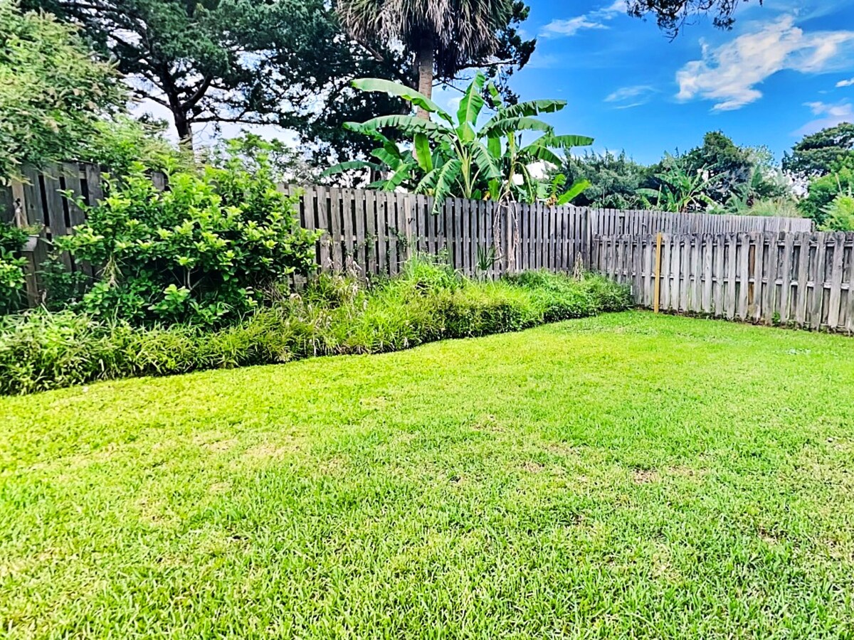 Photo 5 of Summer Breeze | Pet-Friendly, Game Room, Fenced Yard - Near the Beach + Downtown