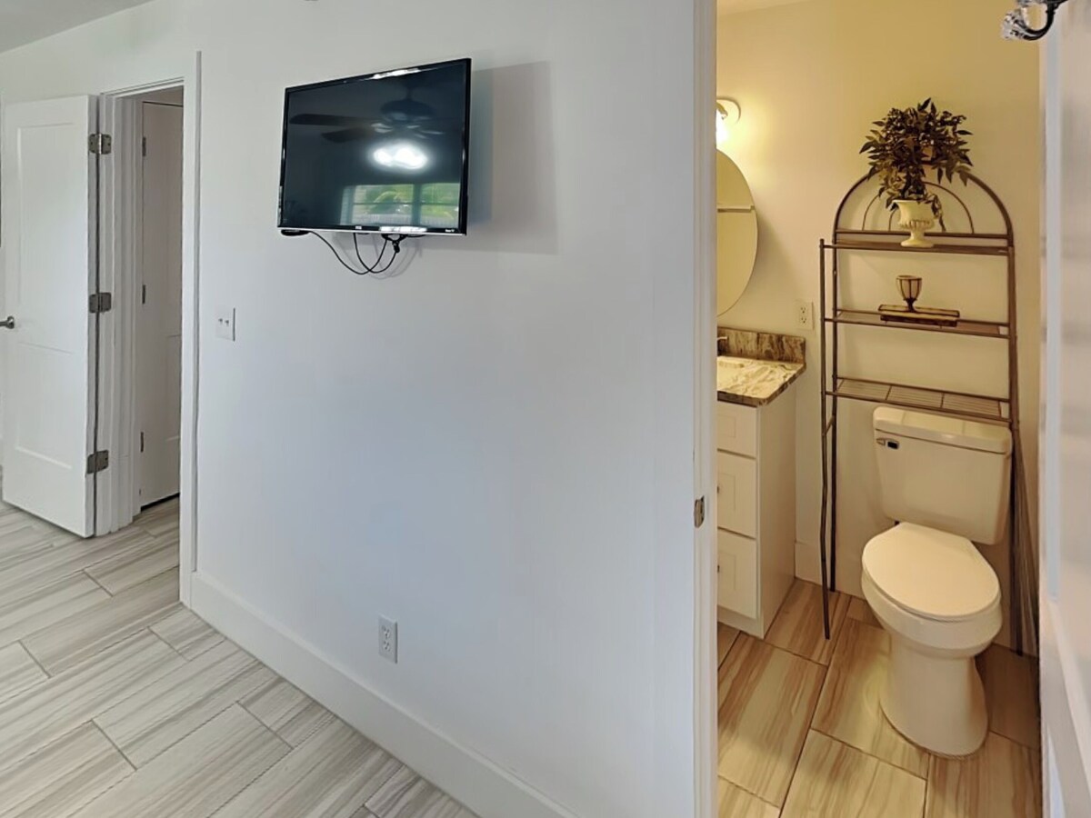 Photo 22 of Summer Breeze | Pet-Friendly, Game Room, Fenced Yard - Near the Beach + Downtown
