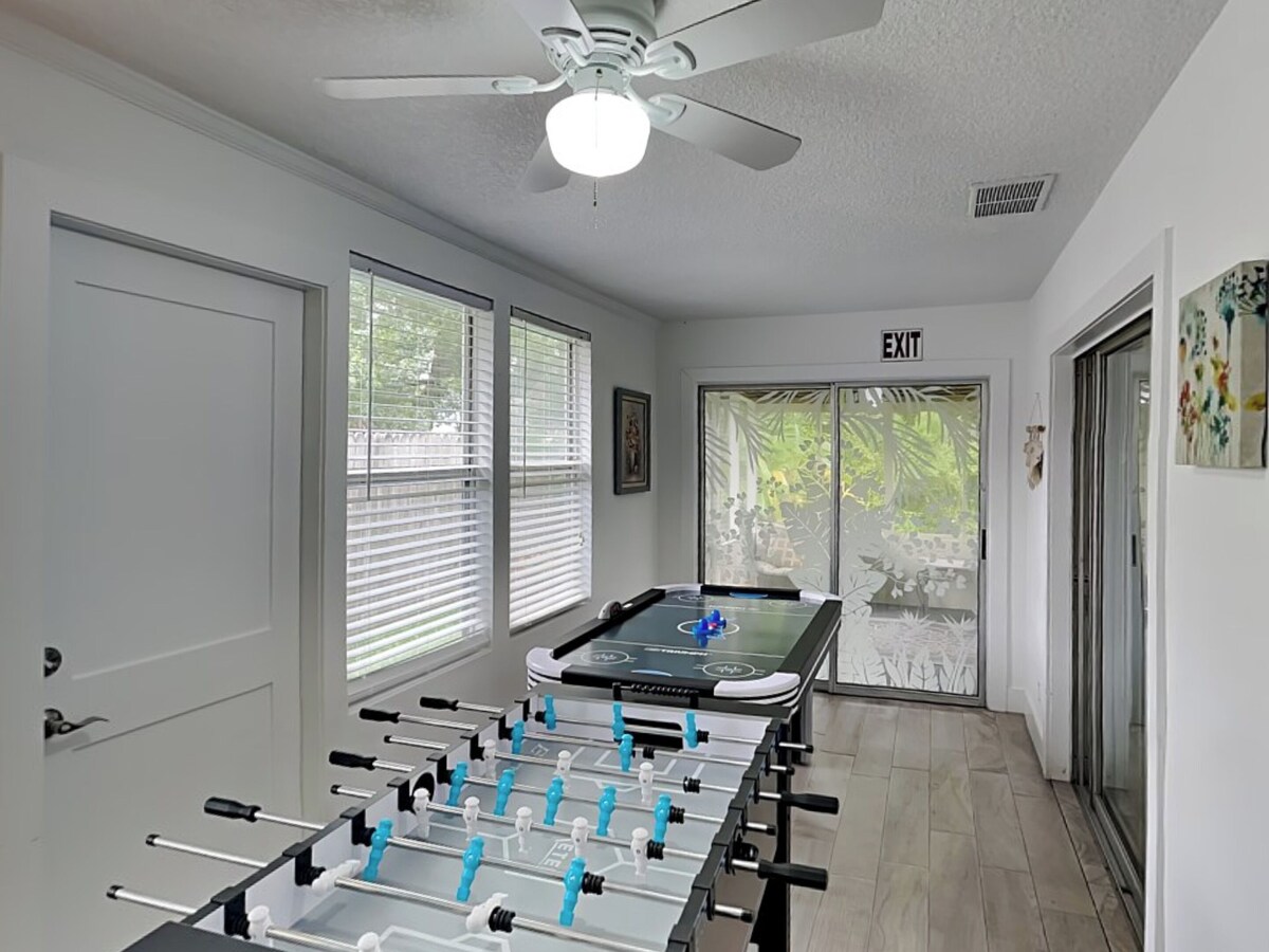 Photo 33 of Summer Breeze | Pet-Friendly, Game Room, Fenced Yard - Near the Beach + Downtown