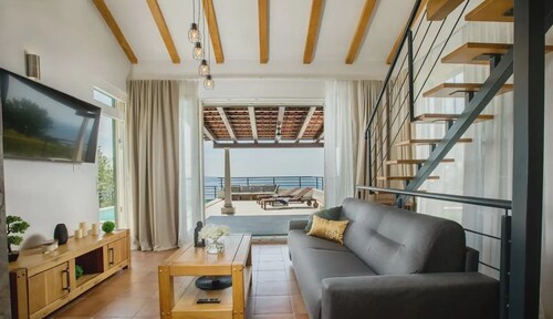 Villa Maslina Nearby Split - Crovillas