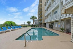 Alberca al aire libre 