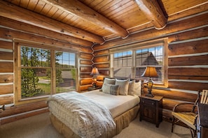 4 bedrooms, WiFi, bed sheets