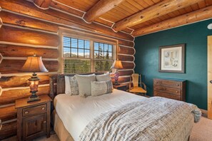 20 bedrooms, WiFi, bed sheets