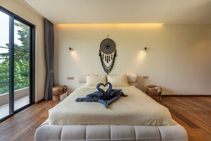4 bedrooms, iron/ironing board, WiFi, bed sheets - 4BR Villa in Canggu with River and Jungle View (Bali)