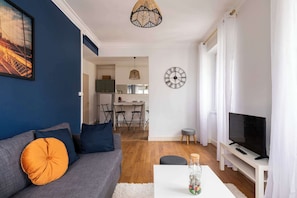 Apartment | Living area