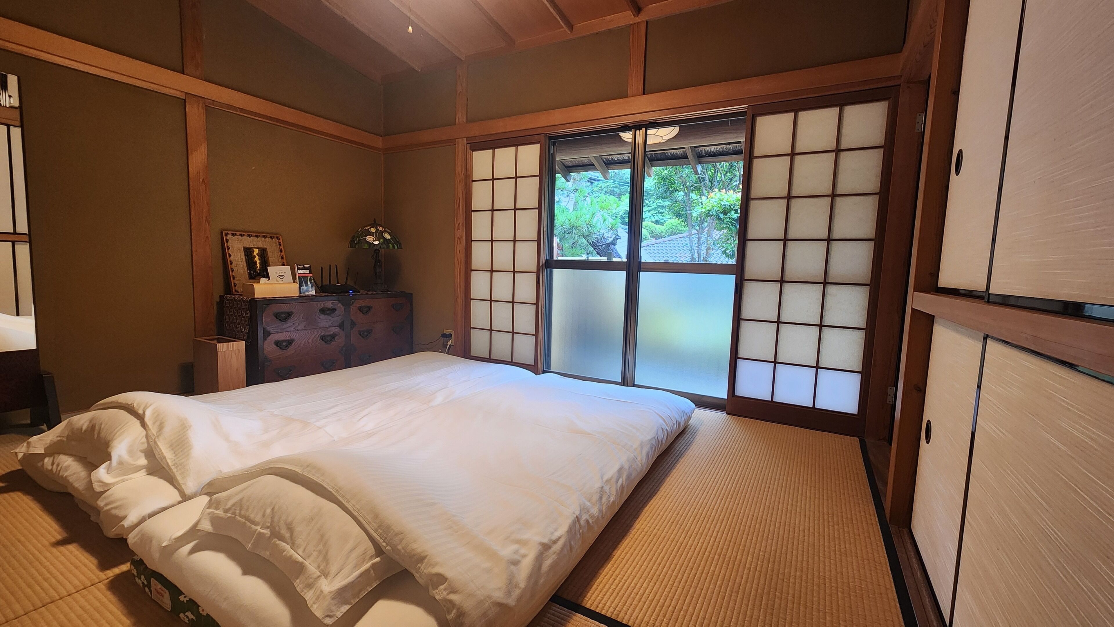 3 chambres, fer et planche à repasser, Wi-Fi gratuit