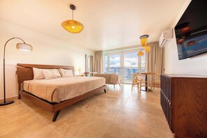 1 bedroom, desk, iron/ironing board, WiFi