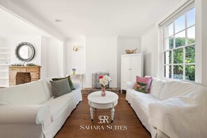 TV, fireplace, offices