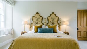 7 Schlafzimmer, Bügeleisen/Bügelbrett, Reisekinderbett, kostenloses WLAN