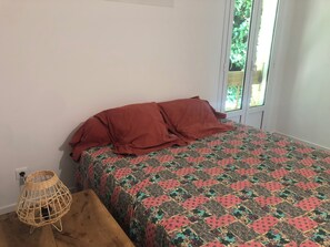1 室のベッドルーム、ベッドシーツ