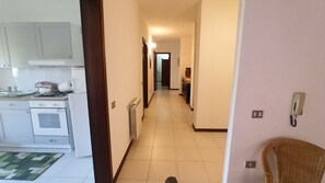 Fridge, oven, stovetop, toaster - Casa Artude' - Four Bedroom House, Sleeps 8 (Siniscola)