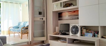 Casa Glicine - Two Bedroom House, Sleeps 4