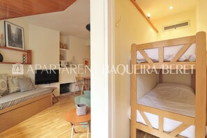 1 habitación, wifi gratis y ropa de cama