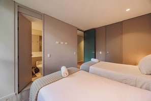 Spa - |EP| Spacious Apt W/Desk, Balcony, pool/ Views (Medellín)