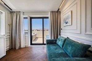 Presidential-Suite, Blick auf die Anlage | Zimmersafe, Schreibtisch, Verdunkelungsvorhänge, Bügeleisen/Bügelbrett