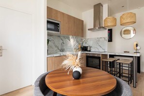 Apartment | Private kitchen | Fridge, microwave, dishwasher, electric kettle