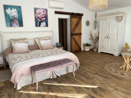 1 bedroom, free WiFi. INDEPENDENT STUDIO LA COUCOURELLE 38m2 close to hiking trails