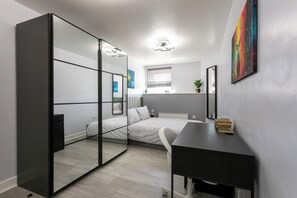 1 bedroom, desk, iron/ironing board, free WiFi