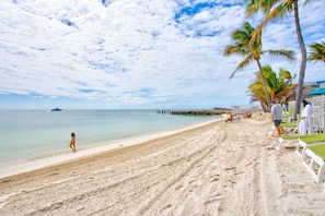 Beach - Boat Dock, Cabana Club, Paddleboard, Ground Level (Key Colony Beach)