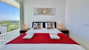 3 bedrooms, iron/ironing board, free WiFi, bed sheets - VILAMOURA PANORAMIC 2 WITH POOL by HOMING (Vilamoura)