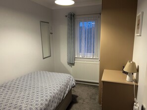 4 sovrum, strykjärn/strykbräda, gratis wi-fi och sängkläder
