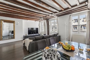 City Apartment, 2 Bedrooms, Balcony, City View | Living area | 40-inch Smart TV with satellite channels