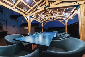 Outdoor dining - Glanllyn Bach (Ty Croes)