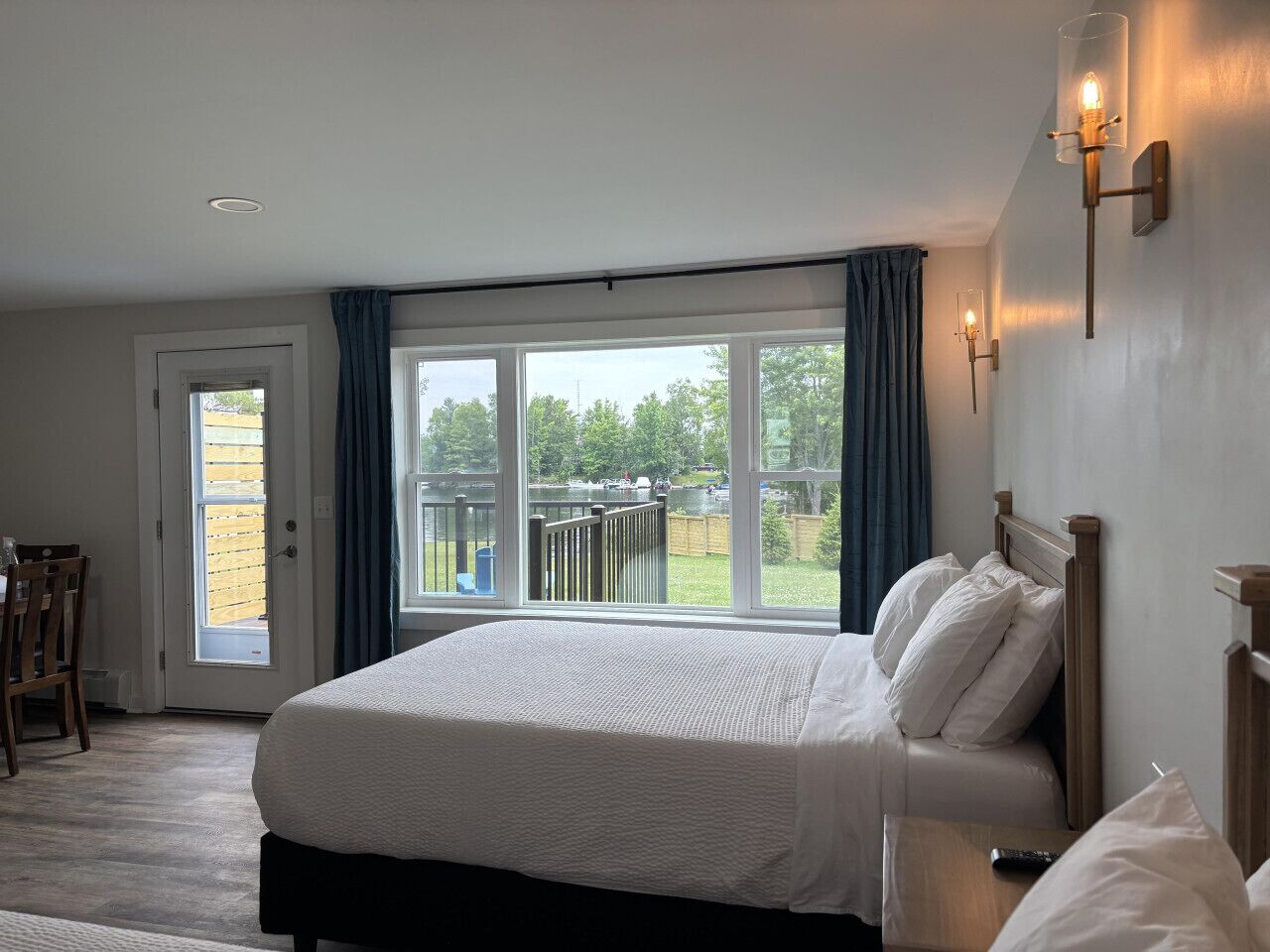 1 bedroom, travel crib, free WiFi, bed sheets