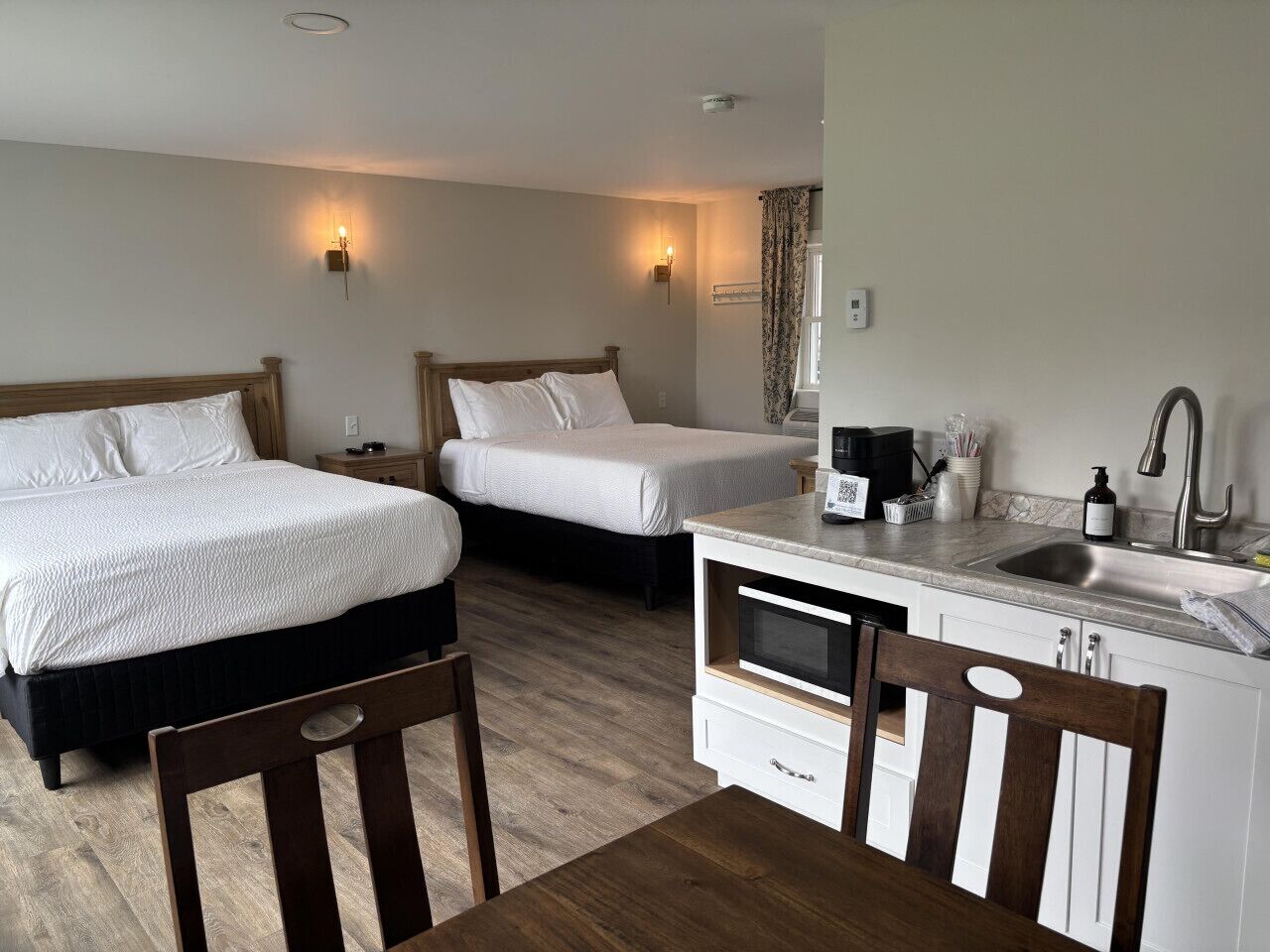1 bedroom, travel crib, free WiFi, bed sheets